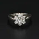 18ct White Gold Diamond Daisy Ring