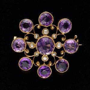 15ct Gold Amethyst and Pearl Brooch