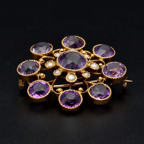 15ct Gold Amethyst and Pearl Brooch image-3