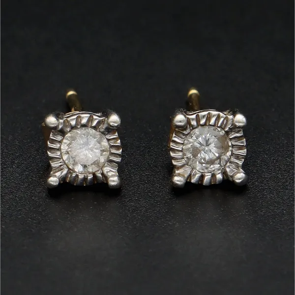 18ct Gold Diamond Earrings