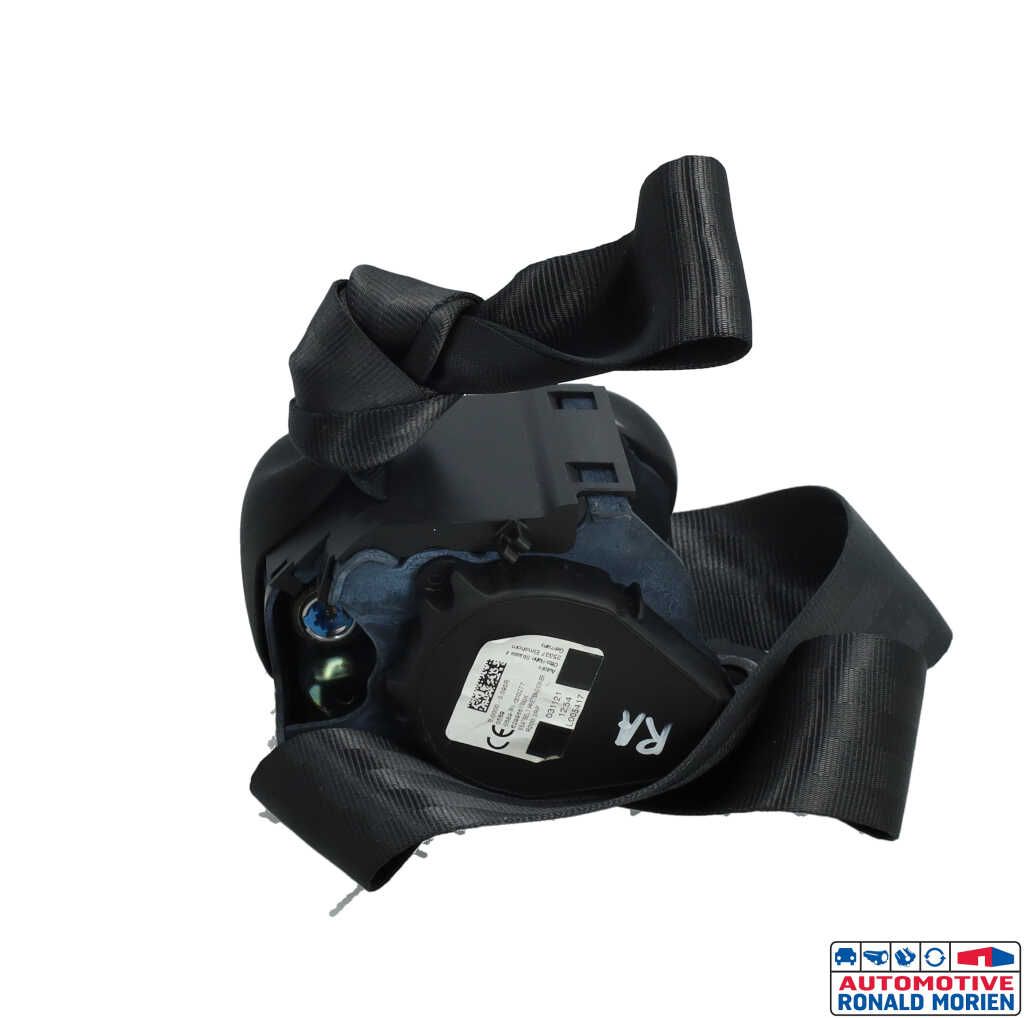 Used Rear seatbelt, right Renault Megane IV (RFBB) 1.3 TCe 140 16V Price € 85,00 Margin scheme offered by Automaterialen Ronald Morien B.V.