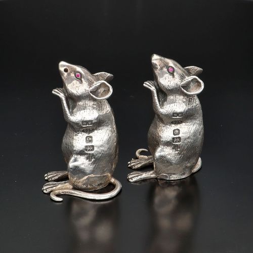 Rare Pair of Silver Salt and Pepper Mice image-3