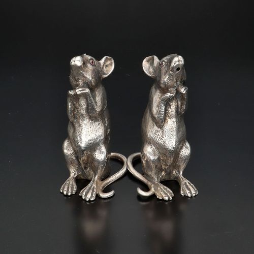 Rare Pair of Silver Salt and Pepper Mice image-2
