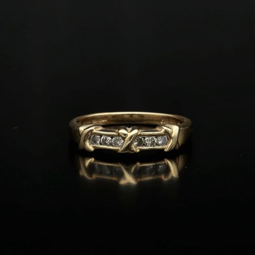 14ct Gold Diamond Ring image-2