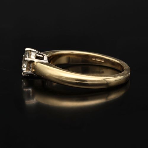 18ct Gold Solitaire Diamond Ring image-3