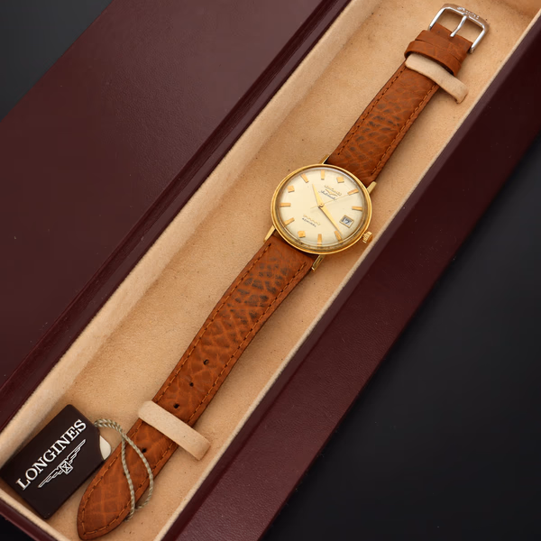Vintage 18ct Gold Longines Admiral Five Star Linen Dial Watch