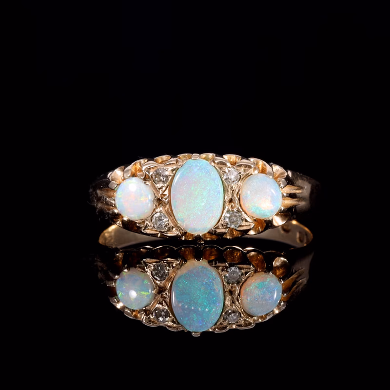360° view of The Vintage 1979 Opal and Diamond Mystical Ring