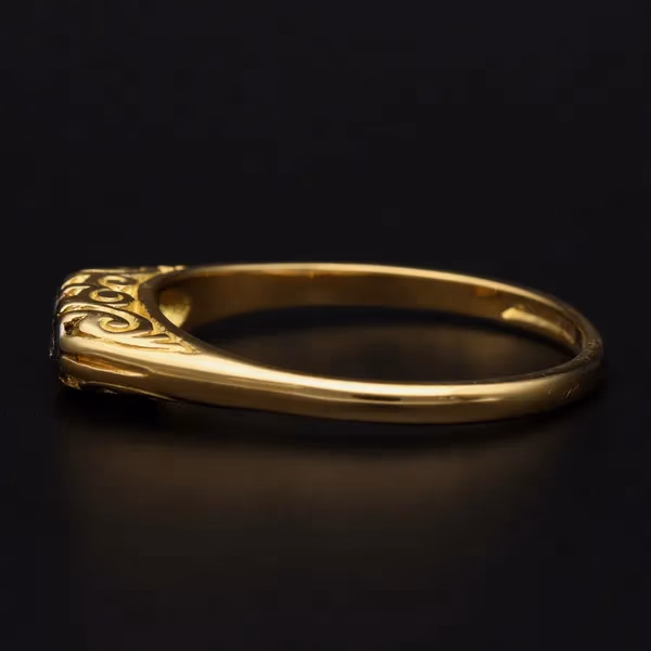 18ct Gold Diamond Trilogy Ring