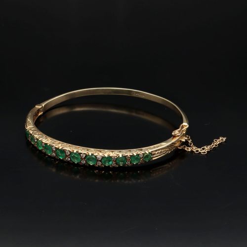 Vintage 9ct Gold Emerald and Diamond Bangle image-2