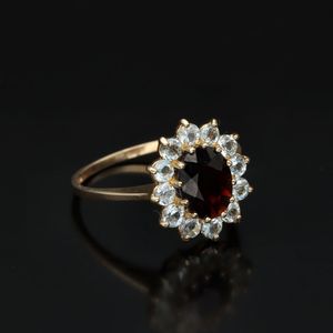 9ct Gold Garnet and Topaz Ring