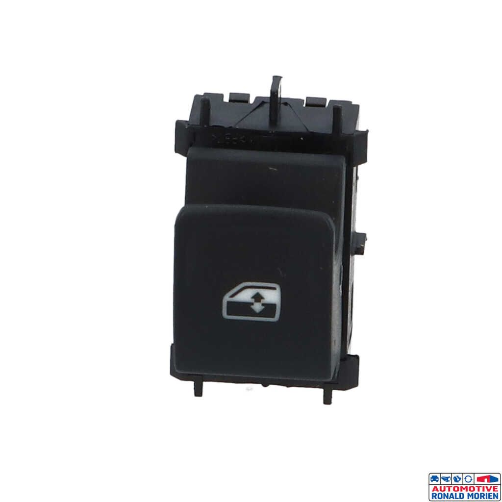 Used Electric window switch Seat Arona (KJX) 1.0 TSI 12V Price € 9,99 Inclusive VAT offered by Automaterialen Ronald Morien B.V.