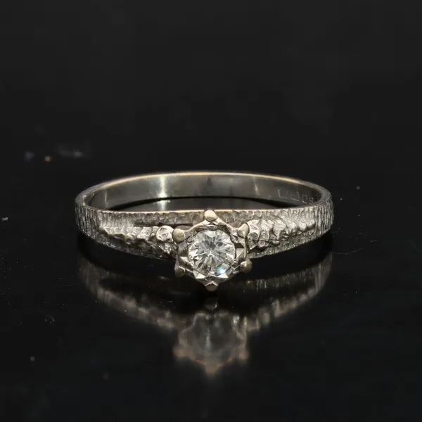 18ct Retro Gold Diamond Ring. London 1973