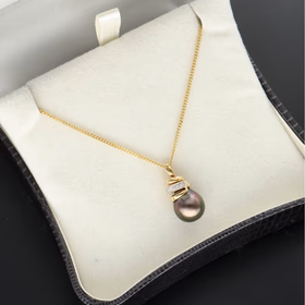 18ct Gold Pearl and Diamond Necklace