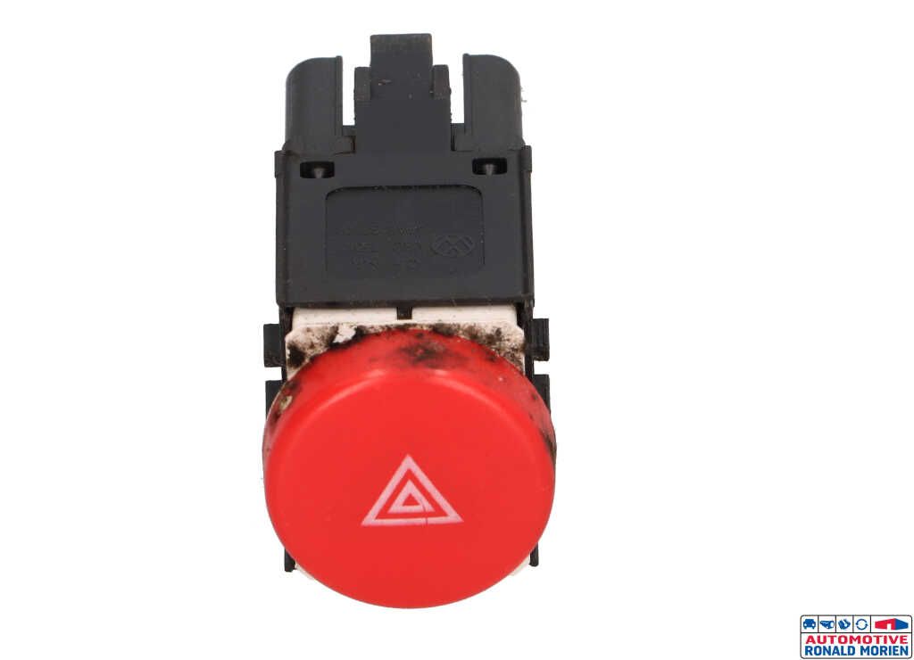 Used Panic lighting switch Seat Leon (1P1) 1.6 Price € 10,00 Margin scheme offered by Automaterialen Ronald Morien B.V.