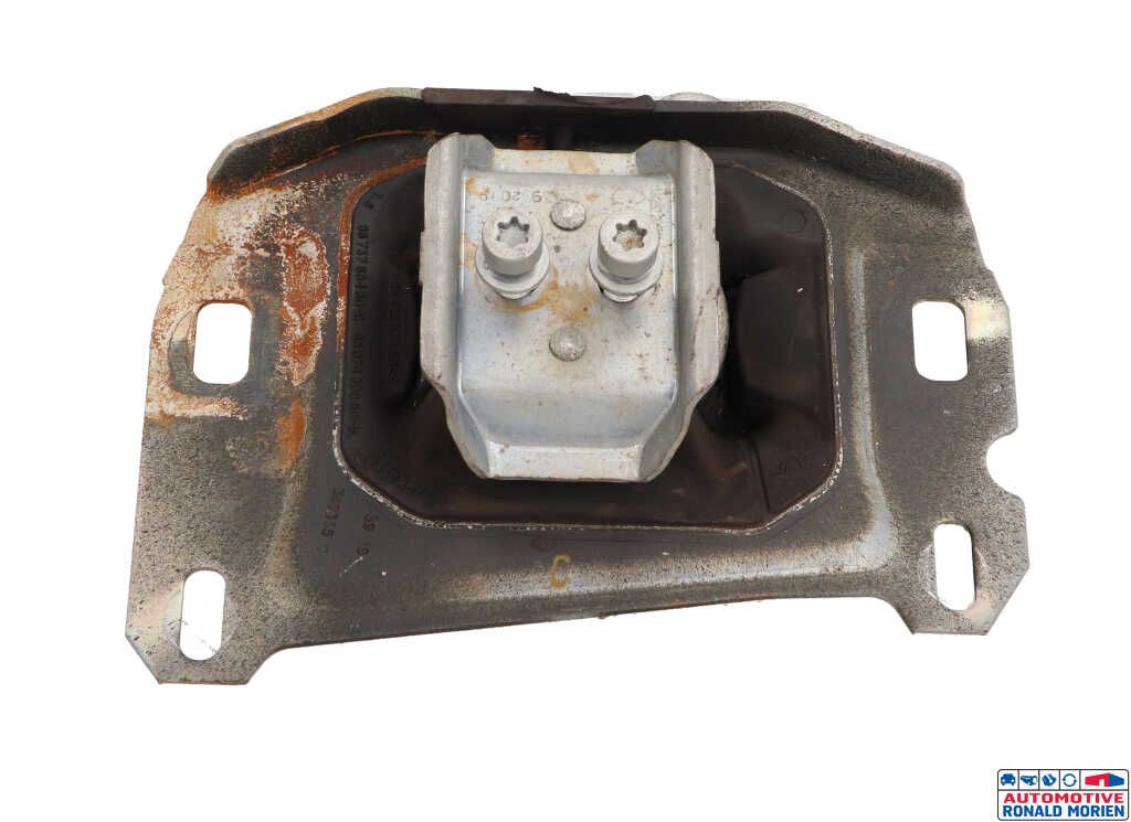 Used Engine mount Peugeot 508 (F3/FB/FH/FP) 1.5 BlueHDi 130 Price € 35,01 Inclusive VAT offered by Automaterialen Ronald Morien B.V.
