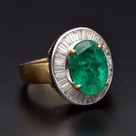 18ct Yellow Gold Oval Emerald & Diamond Halo Ring