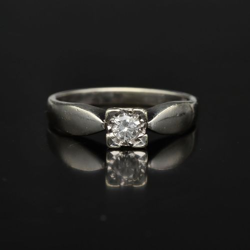Gold Diamond Ring. Small Size image-2