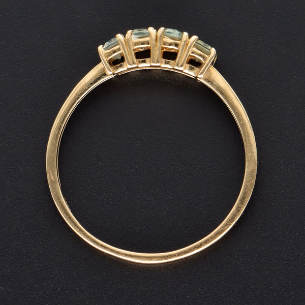 9ct Gold Aquamarine Ring