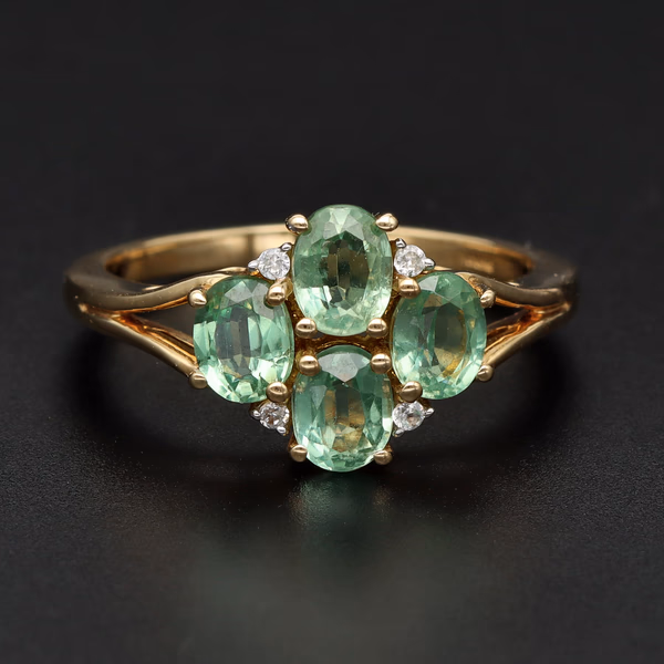 9ct Gold Emerald and Diamond Ring