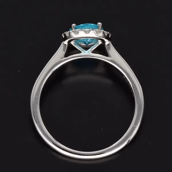 18ct Gold Apatite and Diamond Ring