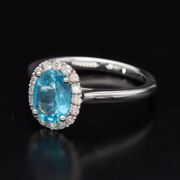 18ct Gold Apatite and Diamond Ring