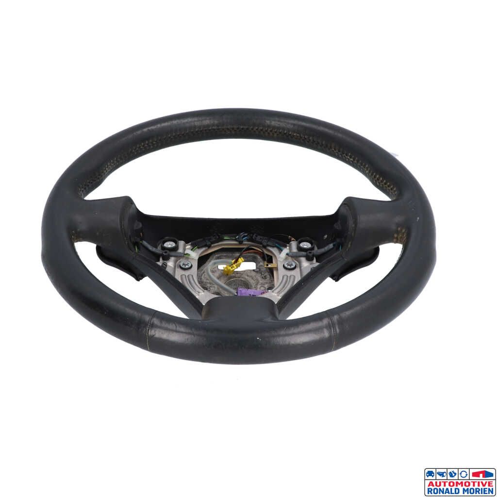 Used Steering wheel Audi TT Roadster (8N9) 3.2 V6 24V Quattro Price € 49,00 Margin scheme offered by Automaterialen Ronald Morien B.V.