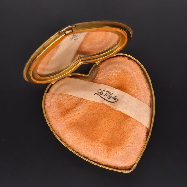 Vintage La Mode Enamel Heart Shaped Compact