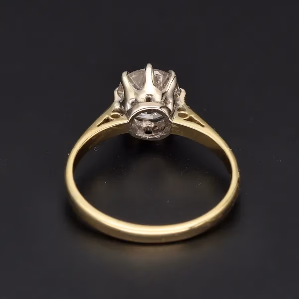 18ct Yellow Gold Solitaire Diamond Ring
