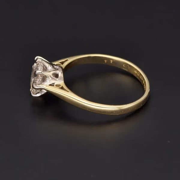 18ct Yellow Gold Solitaire Diamond Ring