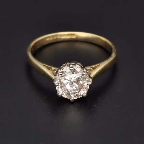 18ct Yellow Gold Solitaire Diamond Ring