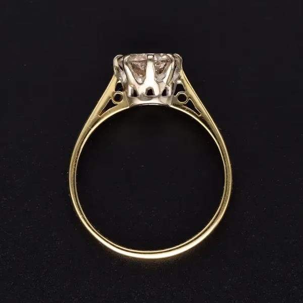 18ct Yellow Gold Solitaire Diamond Ring