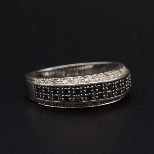 Gold Black-White Diamond Ring. image-1