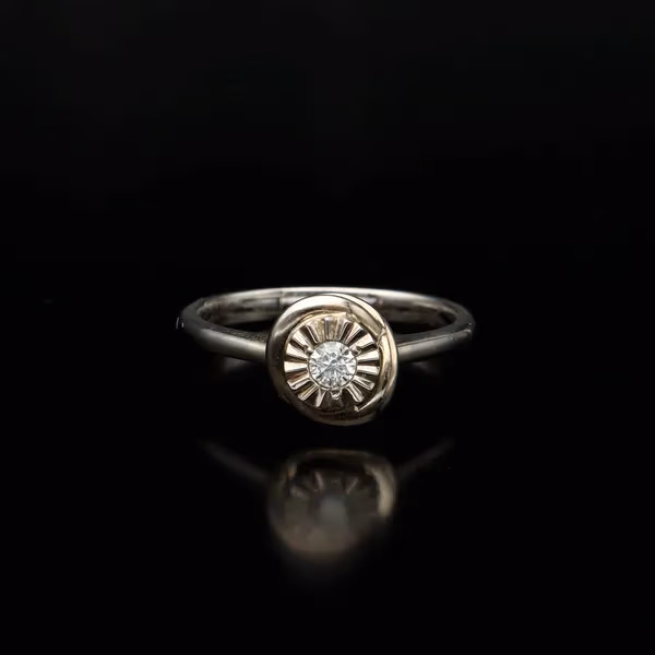 9ct Gold Diamond Ring
