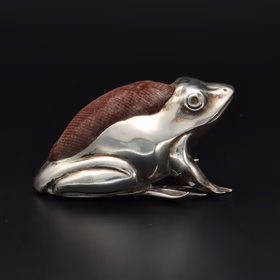 Silver Frog Pin Cushion