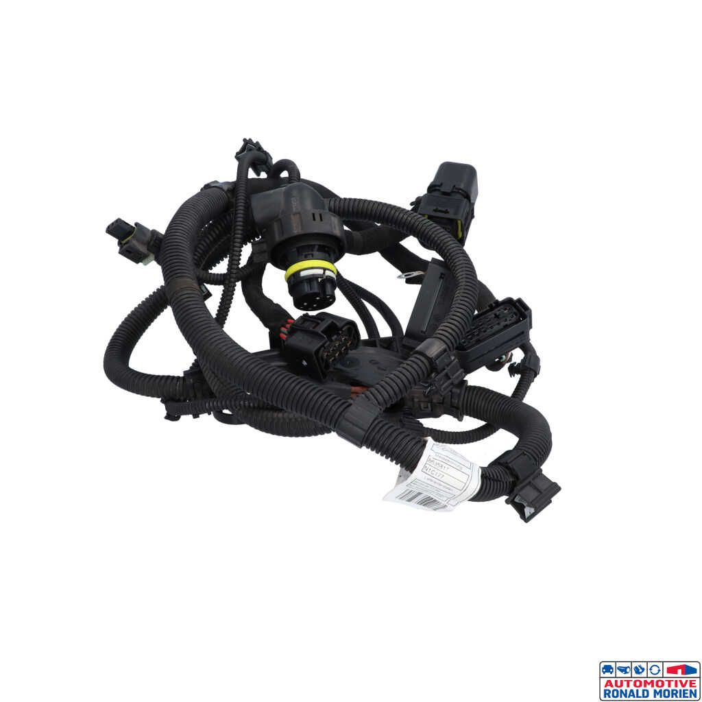 Used Wiring harness BMW 2 serie (F22) 218i 1.5 TwinPower Turbo 12V Price € 95,00 Inclusive VAT offered by Automaterialen Ronald Morien B.V.