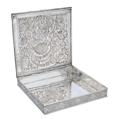 Early 20th Century Persian Silver Box image-4