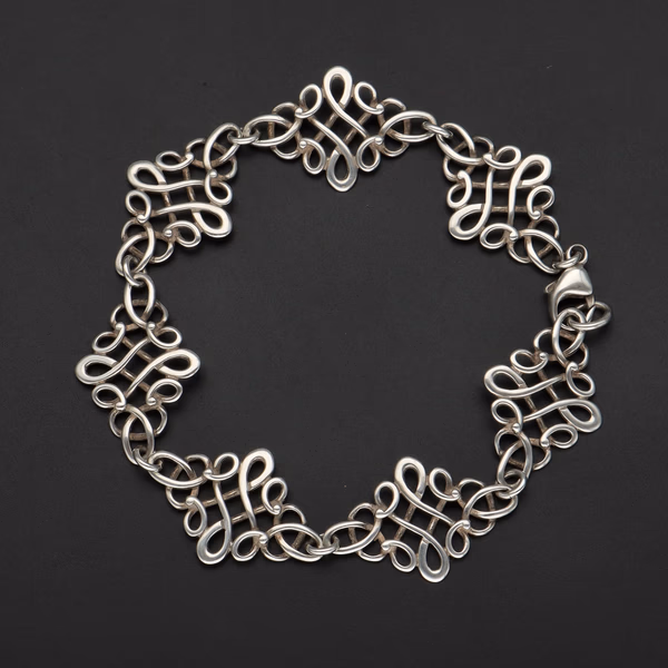 Rare Vintage Boxed Orcadian Sterling Silver Tudor Design Bracelet