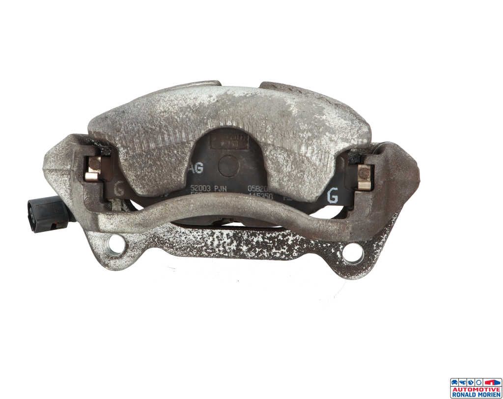 Used Front brake calliper, left Audi Q2 (GAB/GAG) 1.6 30 TDI 16V Price € 29,00 Inclusive VAT offered by Automaterialen Ronald Morien B.V.