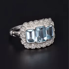 18ct White Gold Aquamarine & Diamond Ring