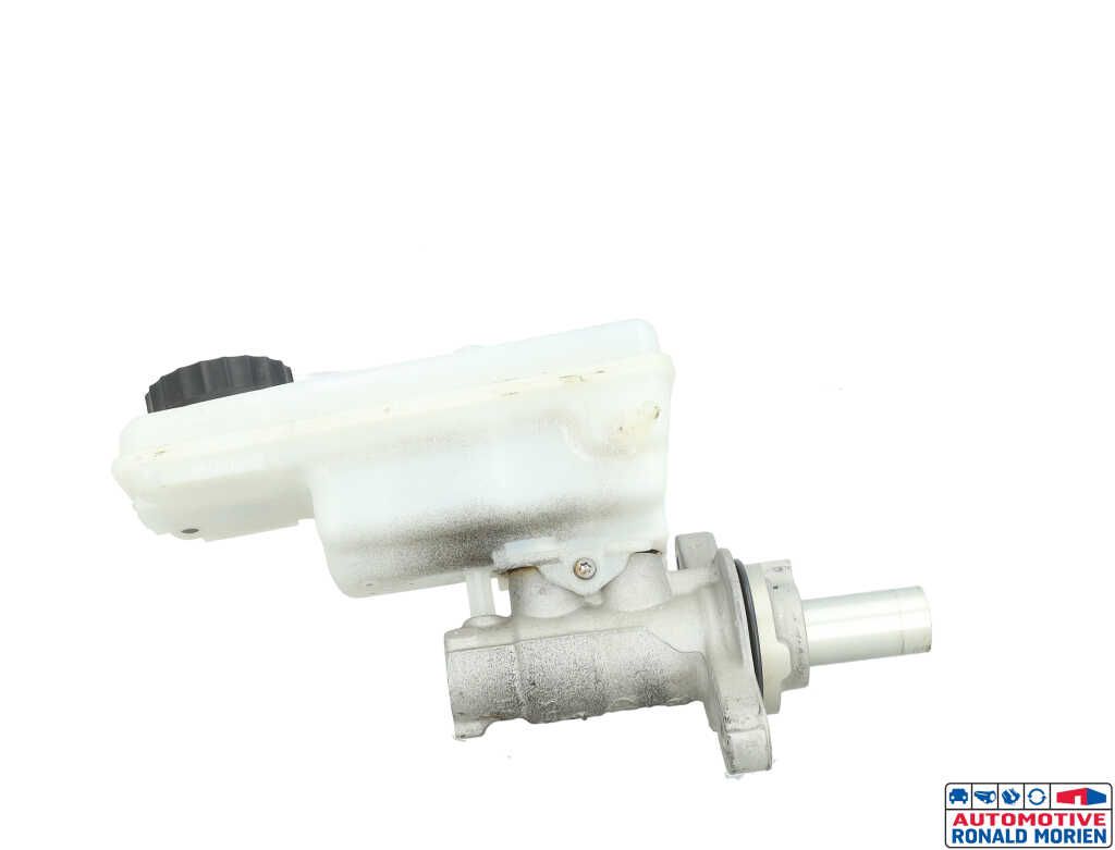 Used Master cylinder Renault Kangoo Express (RF..) 1.5 Blue dCi 80 Price € 54,99 Inclusive VAT offered by Automaterialen Ronald Morien B.V.