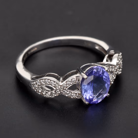 18ct White Gold Tanzanite & Diamond Dress Ring