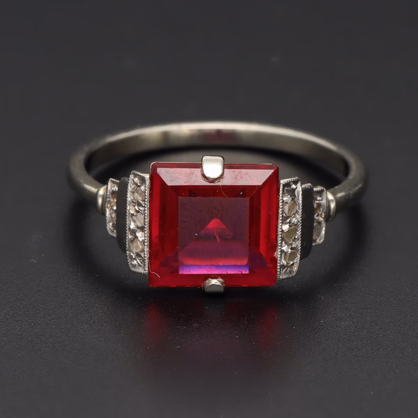 18ct White Gold Art Deco Ruby & Diamond Ring