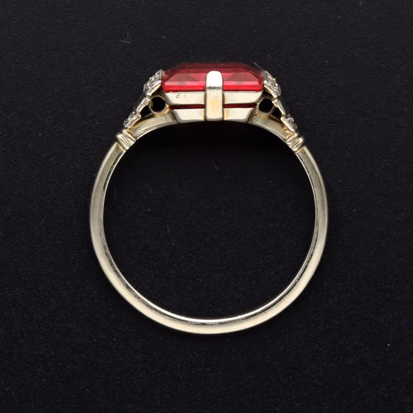 18ct White Gold Art Deco Ruby & Diamond Ring