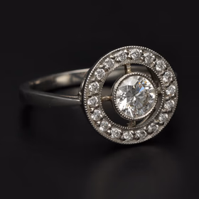 Art Deco Design Diamond Ring
