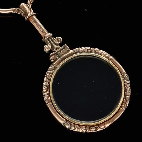 Ornate Victorian 9ct Gold Magnifying Glass image-2