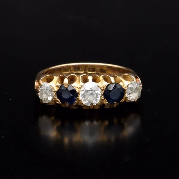 18ct Gold Sapphire and Diamond Ring