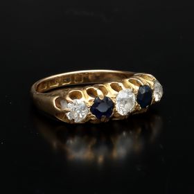 18ct Gold Sapphire and Diamond Ring