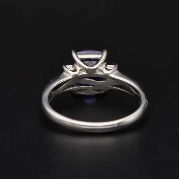 18ct Tanzanite and Diamond Ring