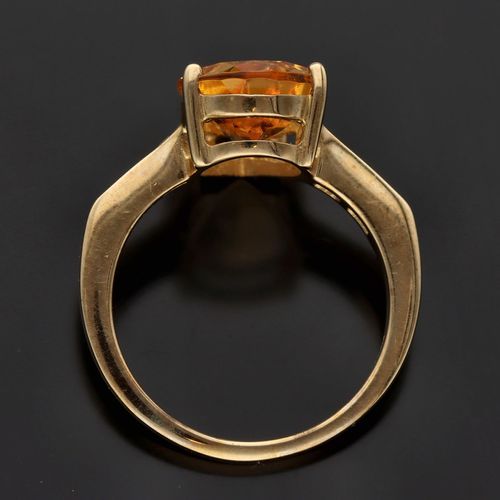 1980s 9ct Gold Pear Cut Citrine and Diamond Ring image-6
