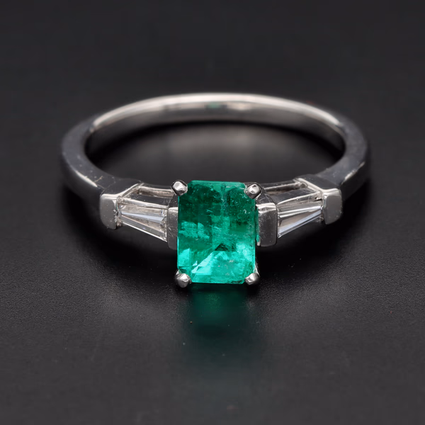 Art Deco Platinum Emerald and Diamond Ring